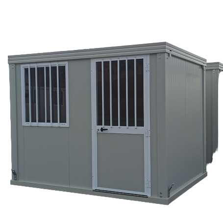 "Découvrez notre abri de chantier, l'allié indispensable pour des projets en toute sérénité. Robuste, mobile et pensé pour le confort, cet abri redéfinit les normes sur le chantier. Avec son design moderne et ses fonctionnalités intelligentes, il offre une protection inégalée contre les intempéries et assure un environnement de travail optimal. Optez pour l'efficacité, choisissez la tranquillité d'esprit — votre projet mérite le meilleur."